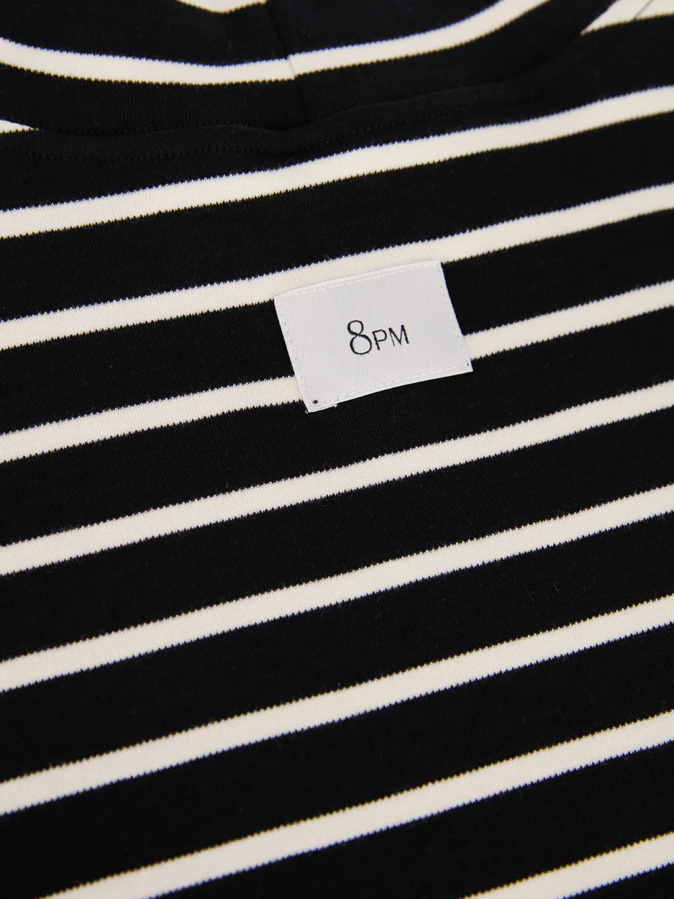 Grace T-shirt Nero - Image 4