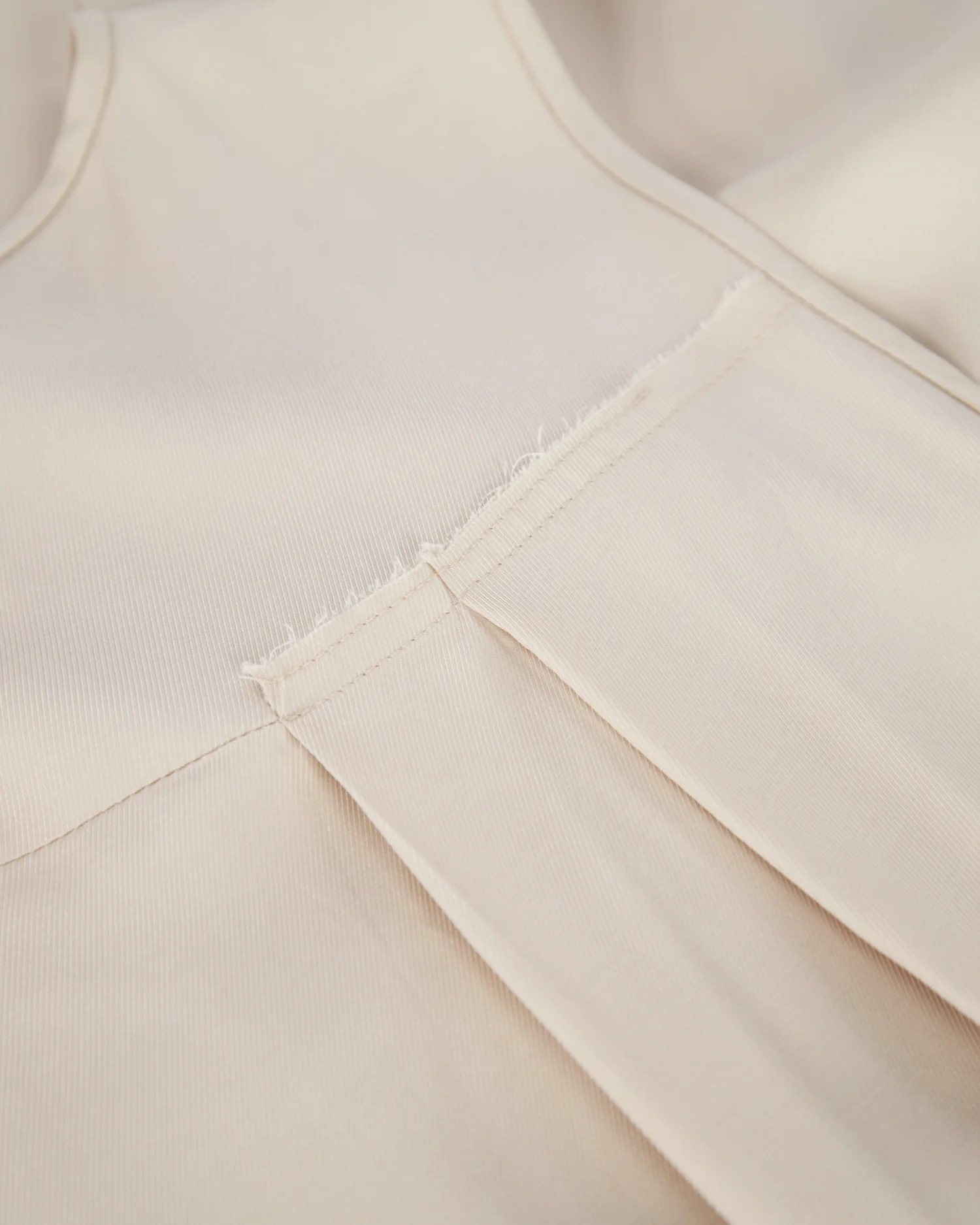 Kuala Lumpur Abito Off White - Image 4